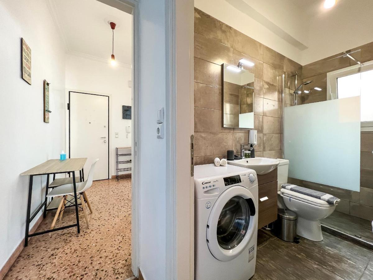 Ferienwohnung Soho Artsy 55Sqm Apt With Acropolis View Athen Exterior foto